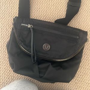 Lululemon Black Festival Bag 5L